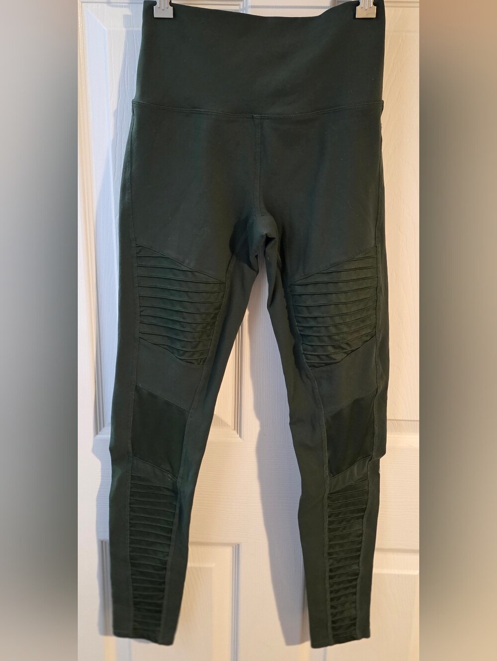 Alo High-Waist Moto Yoga Olive/Hunter Green Leggings Women's Small